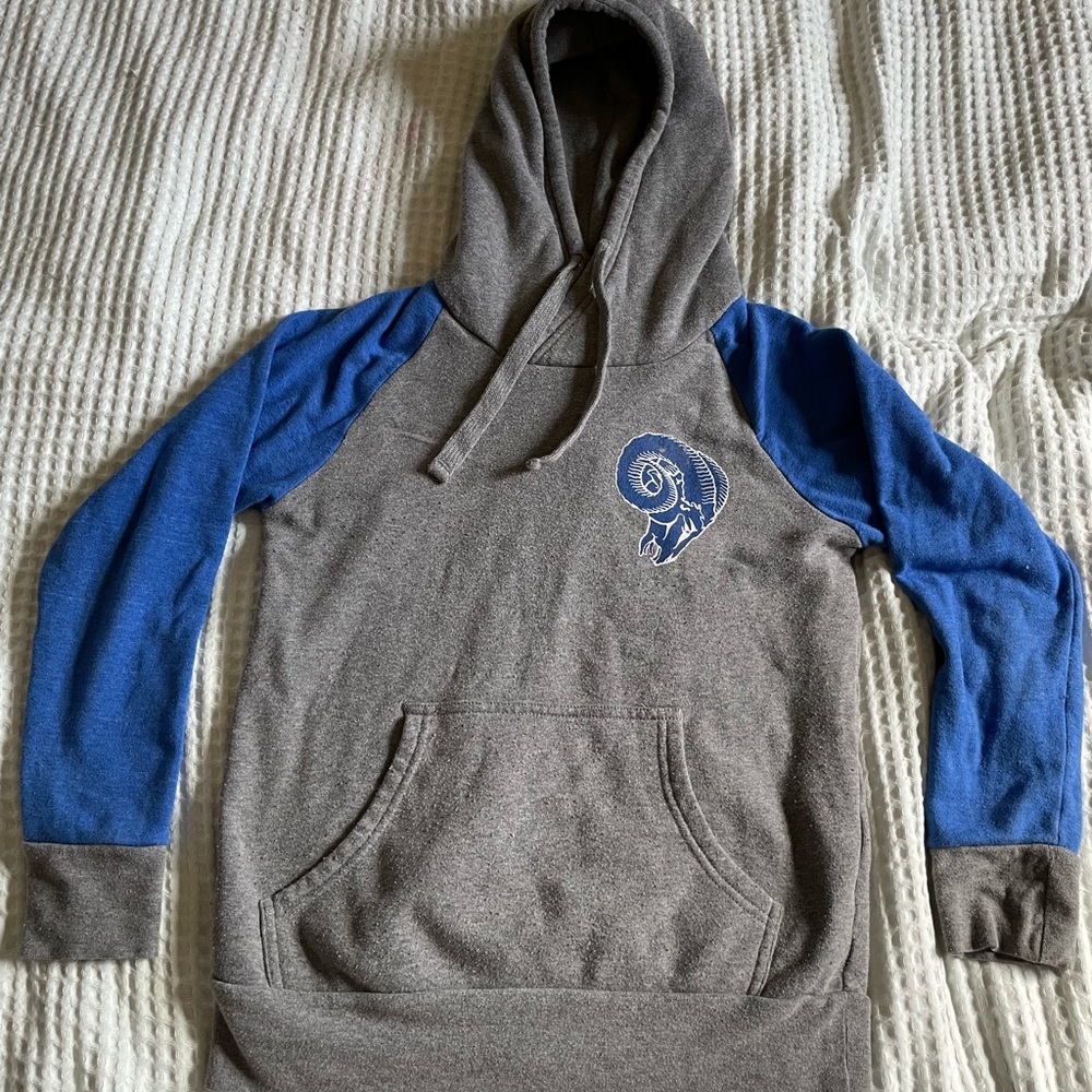 LA Rams pullover sweatshirt